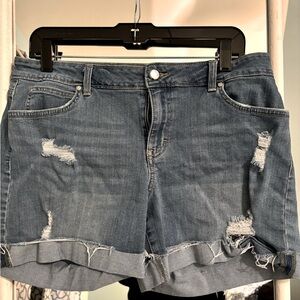 Jennifer Lopez Woman’s Denim Shorts, size 12